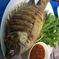 ปั๊มเก่าโภชนา