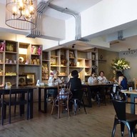 ยิ้มสู้ คาเฟ่ อรุณอมรินทร์ 39