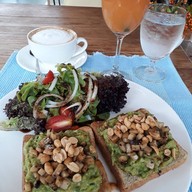 Princess cafe Sukhumvit 81