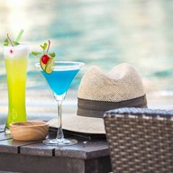 Pool Lounge (The Emerald Cove Koh Chang)