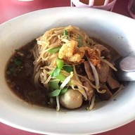 โกอู๋ก๋วยเตี๋ยวเรือ ท่าม่วง