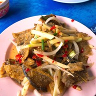 เมนูของร้าน ร้านข้าวต้มสุดเขต ถนนราษฎร์บูรณะ