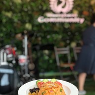 ร้านเวียงบุญลำปาง (MR Palace)