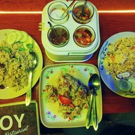 Joy Beach Bar & Resraurant