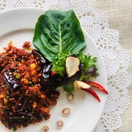 ร้านเวียงบุญลำปาง (MR Palace)