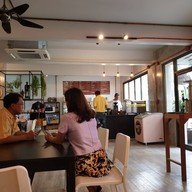 บรรยากาศ O V Cafe