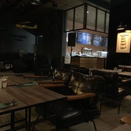 บรรยากาศ Marina Cafe