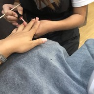 Buya Salon เอ็กซ์เชนจ์ทาวเวอร์