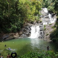 น้ำตกลำปี