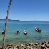 อ่าวท้องหยี