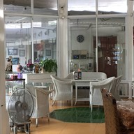บรรยากาศ PangYim Cafe Breakfast, Bakery & Coffee ถนนประเสริฐมนูกิจ