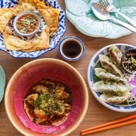 Bao Bao Café & Eatery
