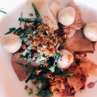 เมนูของร้าน ก๋วยเตี๋ยวเรือเจ๊นา