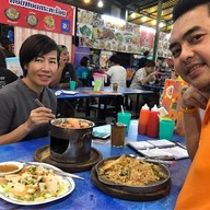 บรรยากาศ สุกี้ทะเลเดือด เย็นตาโฟหม้อไฟ