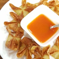 edm ( Enjoy Delicious Meal)