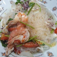 ลุงชาติ ตามสั่ง