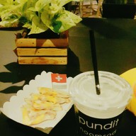 เมนูของร้าน Pundit นมสด (มหาสารคาม)