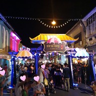 ถนนคนเดินภูเก็ต หลาดใหญ่