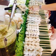 เฮียเล้งลูกชิ้นปลา เดอะมอลล์ท่าพระ