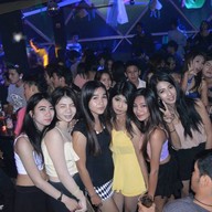 บรรยากาศ Bangla Walking Street