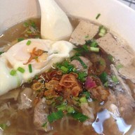 ครัวนมหกอาหารตามสั่ง สาขารามอินทรา40