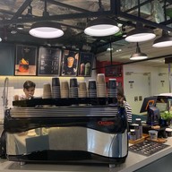 บรรยากาศ G Coffee Metro Mall MRT พระราม 9