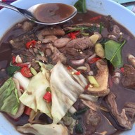 ลาบ101 ถนนชัยพฤกษ์ หน้าปั๊ม ปตท