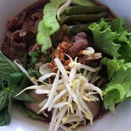 หม่องกินเตี๋ยว