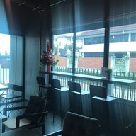 บรรยากาศ Jim's house cafe& space Soi Ekkachai 130