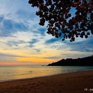 หาดเขาหลัก