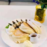 เมนูของร้าน Souffle & Souffle Pancakes Cafe
