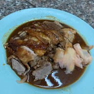เมนูของร้าน ประจักษ์เป็ดย่าง บางรัก