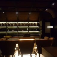 008 Bar