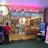 หน้าร้าน Royal Jasmine Authentic Thai Cuisine Soho Diamond Condo
