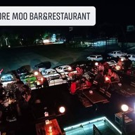 More Moo Bar & Resturant