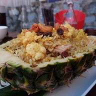 เมนูของร้าน ริมผา ลาภิน