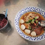 เมนูของร้าน ใบตาล