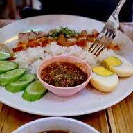 เมนูของร้าน ส่งเสียง ก๋วยจั๊บสูตรโบราณ พิษณุโลก