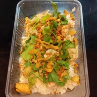 เจ้าจุก ข้าวหมูทอด(ข้าวห่อ 35 บาท) เตาปูน