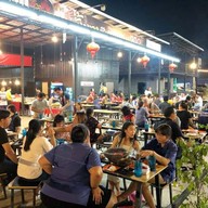 ตั้งเตาซีฟู้ด ตลาดหลังเดอะมอลล์โคราช