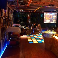 บรรยากาศ Car Bar Siam@Siam Design Hotel Pattaya