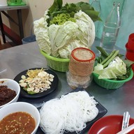 เมนูของร้าน หมูจุ่มชาละวัน 1 สรงประภา