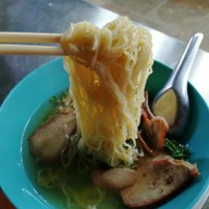 เมนูของร้าน บะหมี่ 60 ปี พุทธมณฑลสาย 2