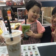 Moma's Bubble Tea Bar มอมาร์สชานมไข่มุก วังหลัง