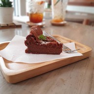 เมนูของร้าน Ploy's Cafe Thailand พระราม 6