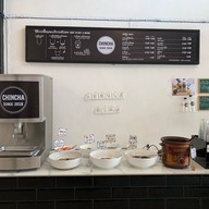 บรรยากาศ Chincha จอมทอง (ชานมไข่มุกตักเอง) จอมทอง