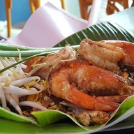 เมนูของร้าน ผัดไทยไฟทะลุ ถนนดินสอ