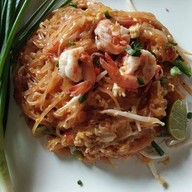 ร้านก๋วยเตี๋ยวขั้นเทพ By สุทธิโชคโภชนา