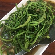 บ้านปูม้าเป็น