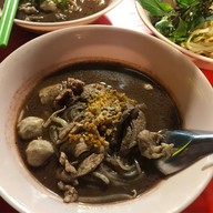 เมนูของร้าน ก๋วยเตี๋ยวเรือเป็นต่อ 1